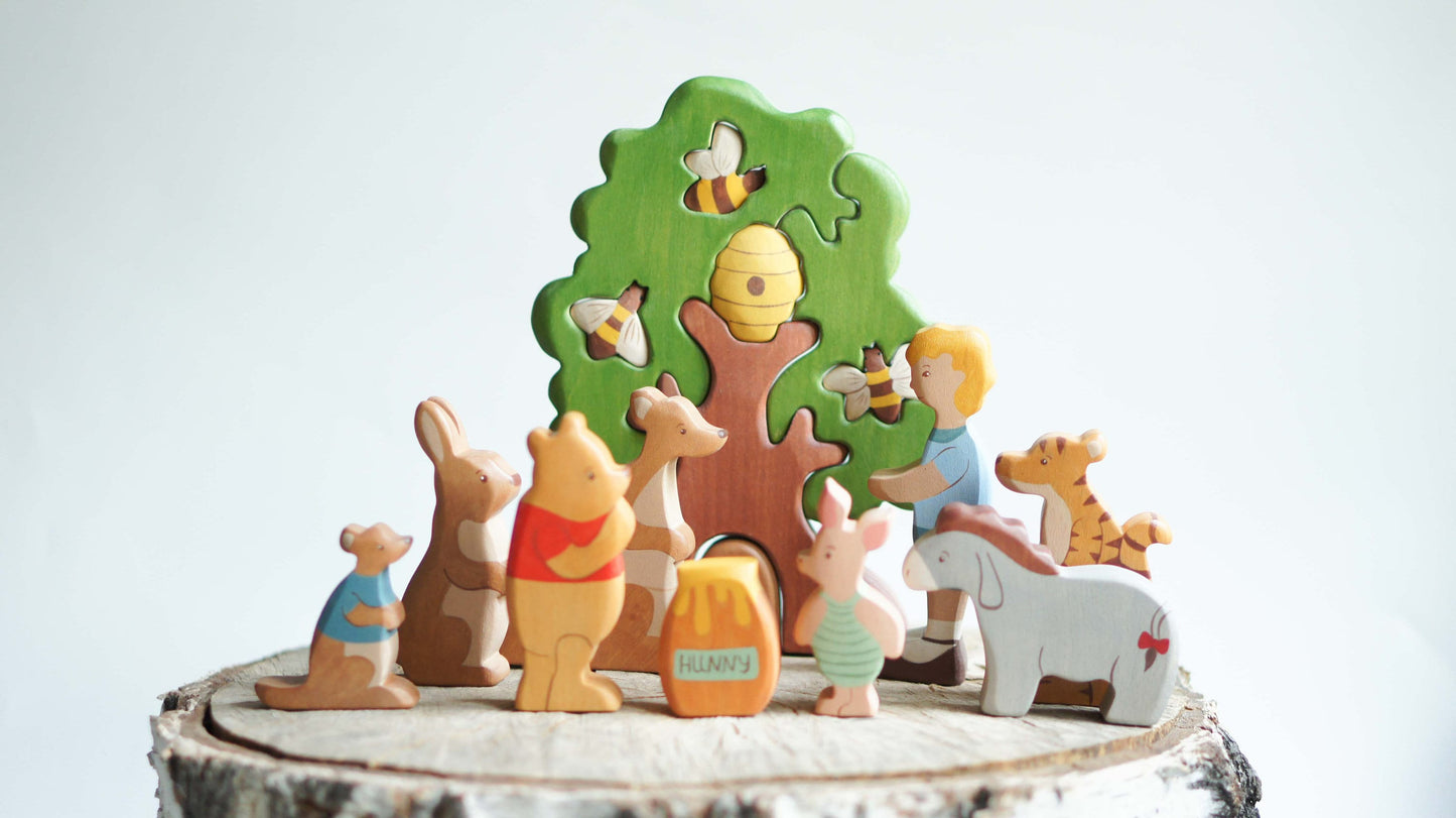 Winnie the Pooh set of wooden toys (11 pieces). Classic Winnie The Pooh Design wooden toys. Vintage Winnie Pooh and Friends toys.