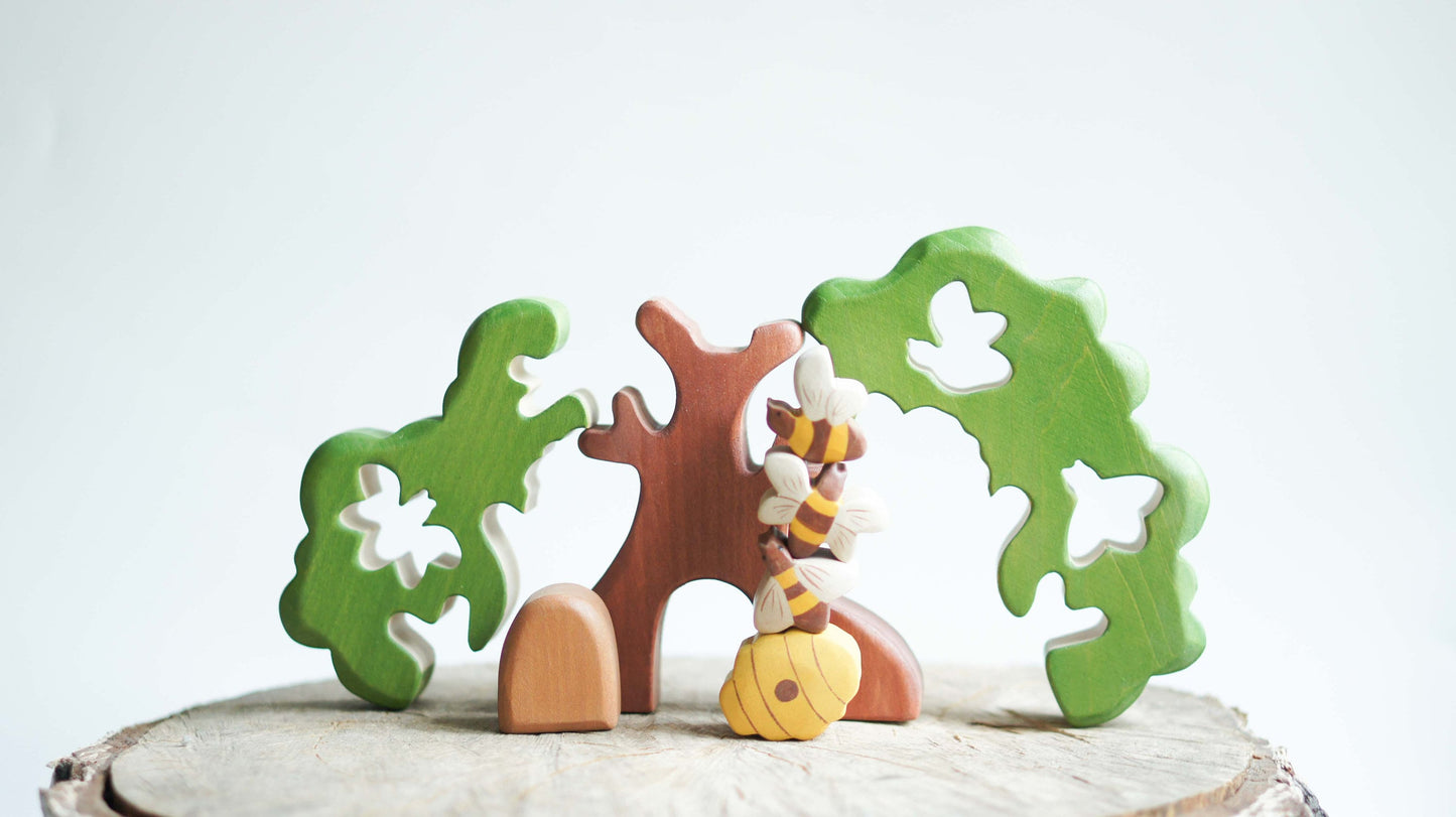 Winnie the Pooh set of wooden toys (11 pieces). Classic Winnie The Pooh Design wooden toys. Vintage Winnie Pooh and Friends toys.