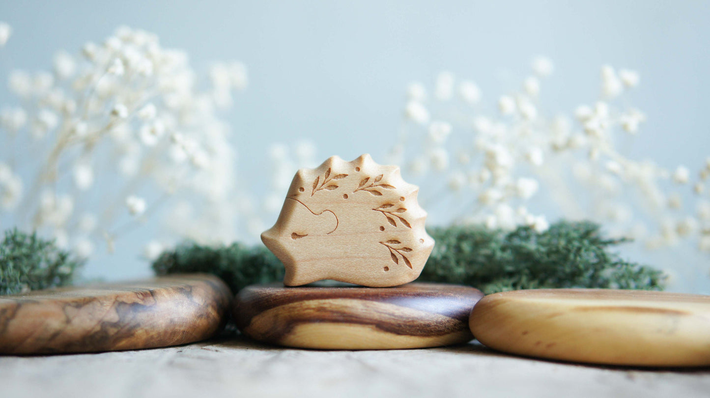 Wooden forest animal figurine set (3 pcs) - Wooden figurine animal squirrel, hedgehog, bunny -